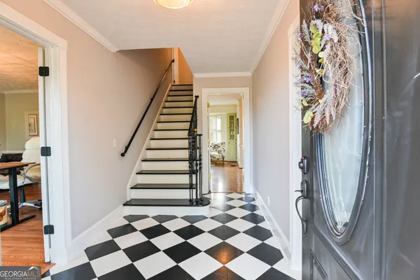 1520 COLONIAL DR
