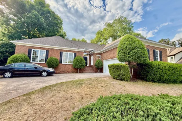 3607 HAMPSTEAD LN