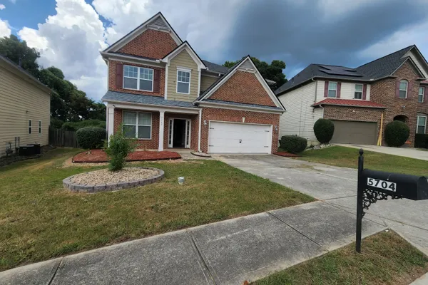 5704 BARRINGTON RUN