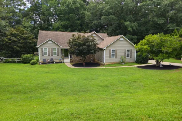 115 LANEY CT