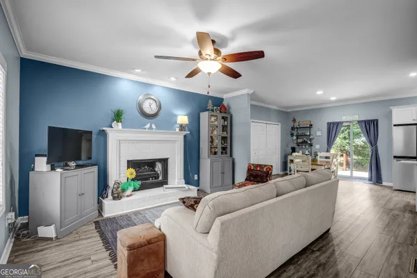 337 ASBURY CT