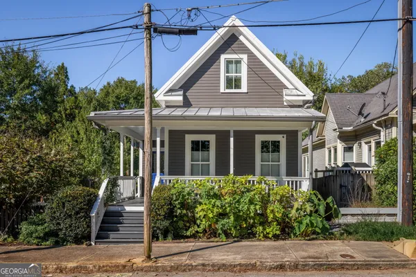 606 PICKETT ST