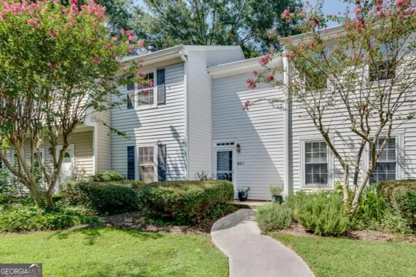 837 HERITAGE SQ