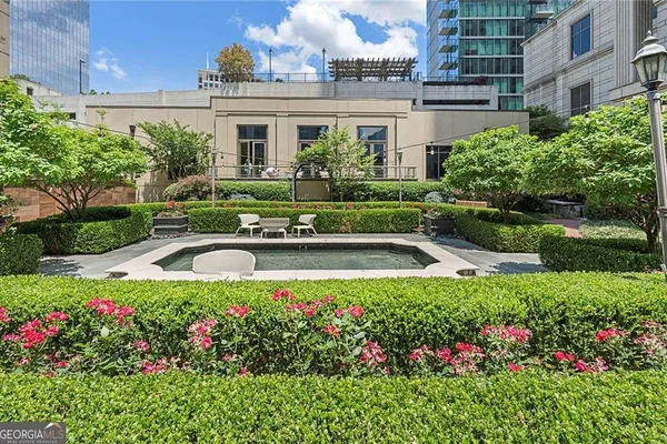 3376 PEACHTREE RD 44B