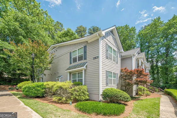 508 MADISON CT 508