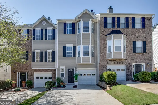 4928 OAK MEADOW LN