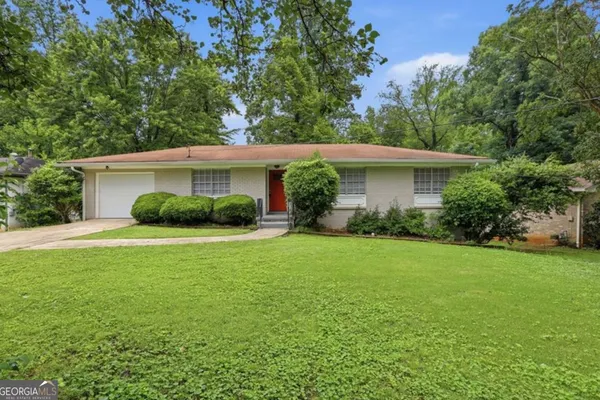 2225 EMERALD CASTLE DR