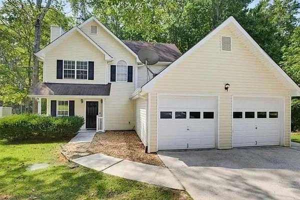 415 WILLOW LN