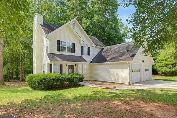 415 WILLOW LN