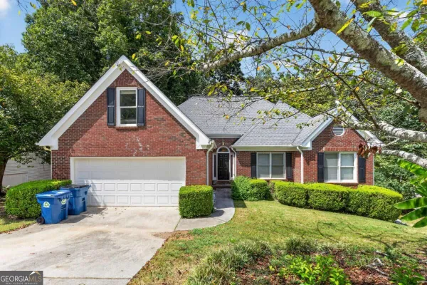 2128 CLUSTER LN