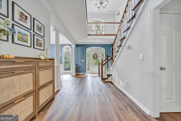 320 KINGS CT