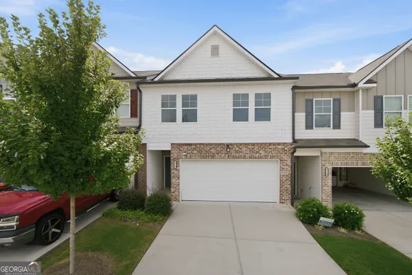 4724 FULLERTON DR