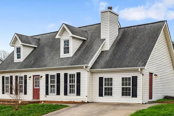 332 BROOKSIDE CT