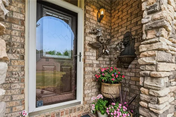 4221 PENNFIELD WAY