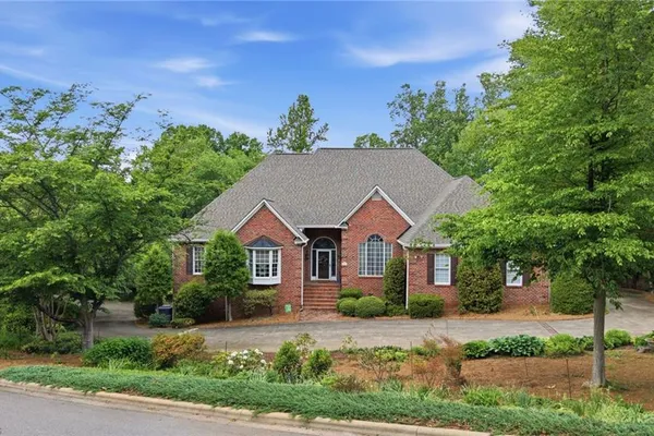 247 JAMES WAY