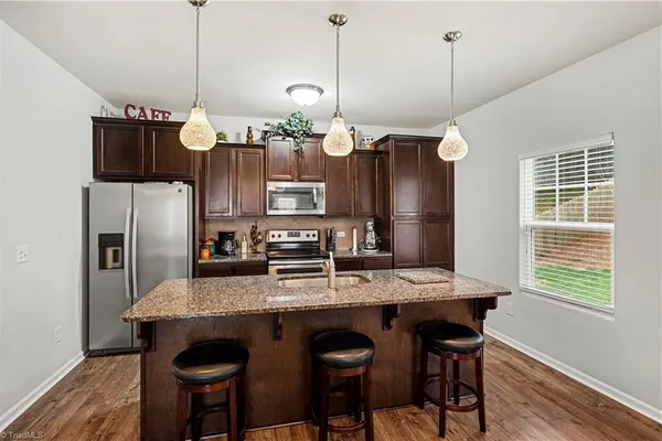 1586 RUNNING DEER DR