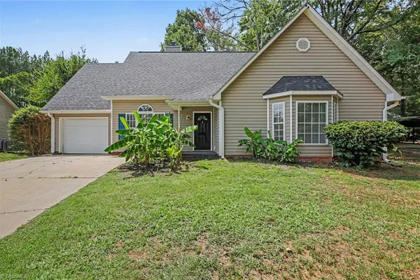 108 SUMMIT DR
