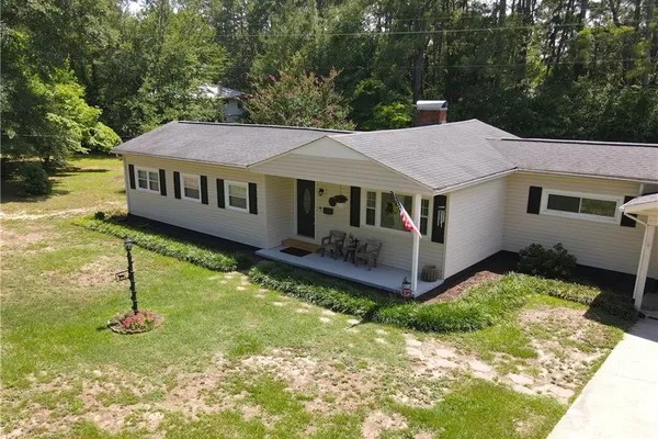 202 WALNUT ST