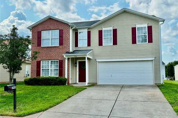 3966 HEATHER VIEW LN