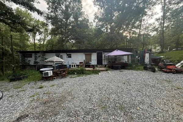 4507 FAIRVIEW LN