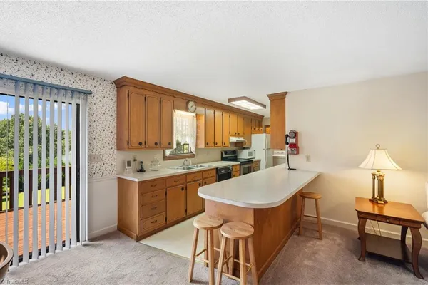 329 HENDERSON DR