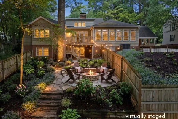 217 SHERIDAN DR
