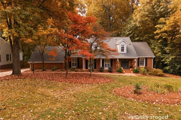 217 SHERIDAN DR