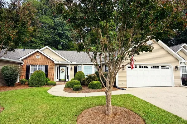 313 QUARTERPATH LN