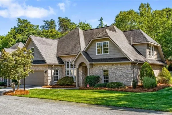 4002 FLAGSTICK CT