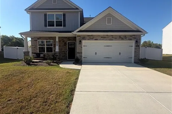 6947 SADDLEBRED DR