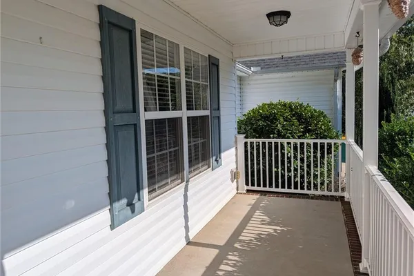 845 HIDDEN CT
