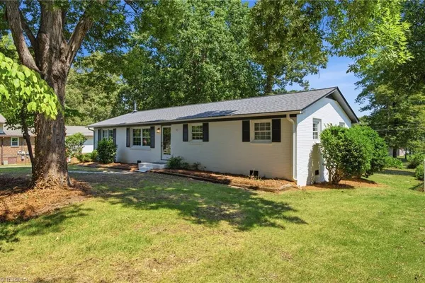 4484 VIRGINIA DR