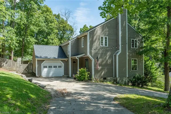112 BRANDON LN