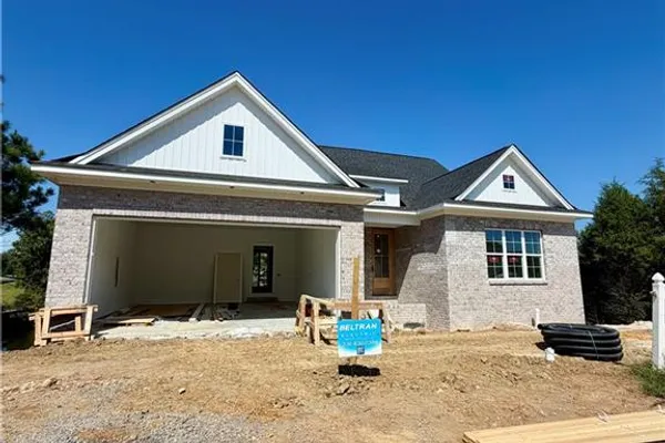 137 RESERVE DR
