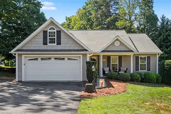 848 RIDGE VIEW TER