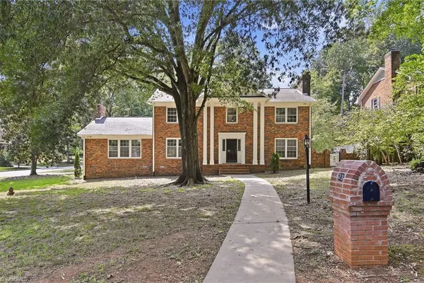 33 KEMP RD