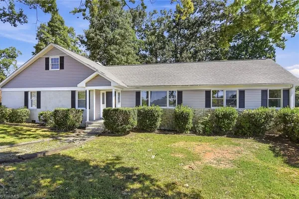 1233 GUILFORD COLLEGE RD