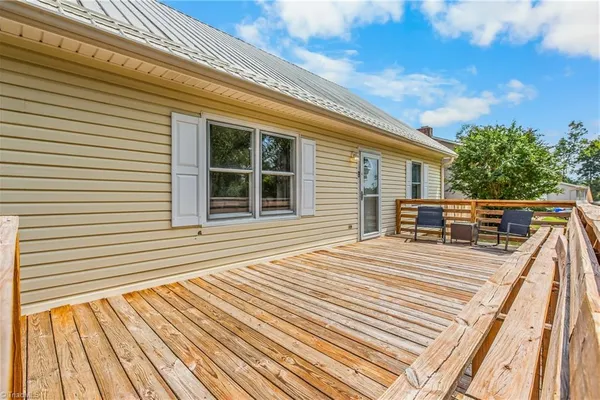 267 PINE RIDGE TRL