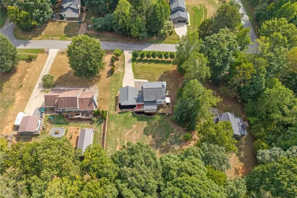 163 SOMERSET DR