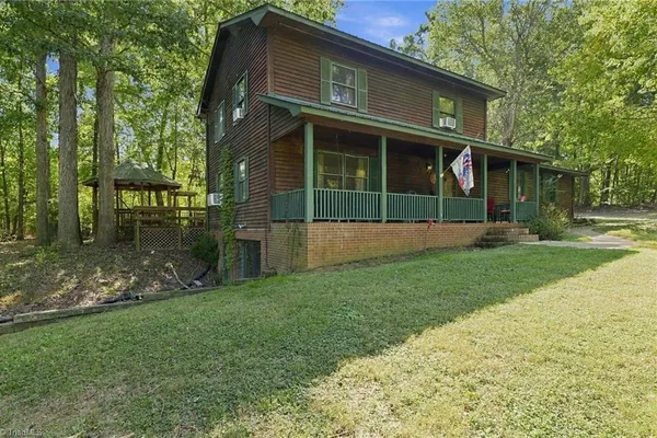 2321 RACE TRACK RD
