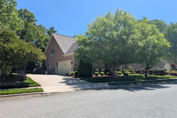 4106 PENNFIELD WAY
