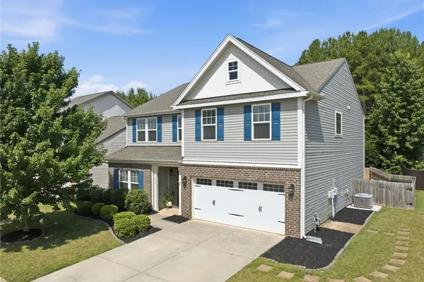1602 RUNNING DEER DR