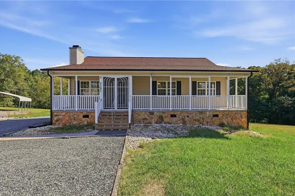 2197 CEDARWOOD CT
