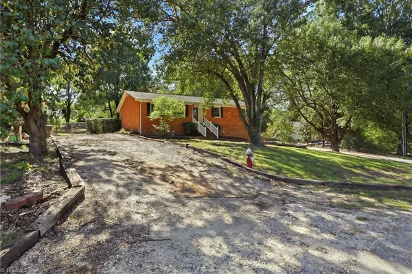 406 SPRING RD