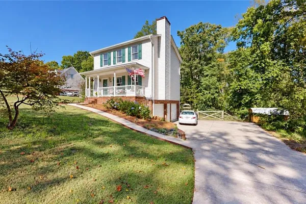 5051 COMMODORE LN