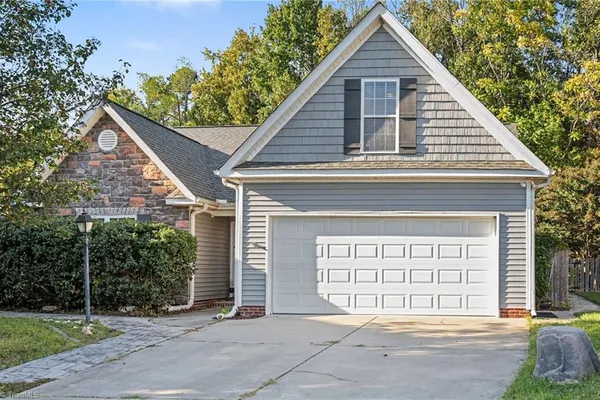 40 QUARTZ CT