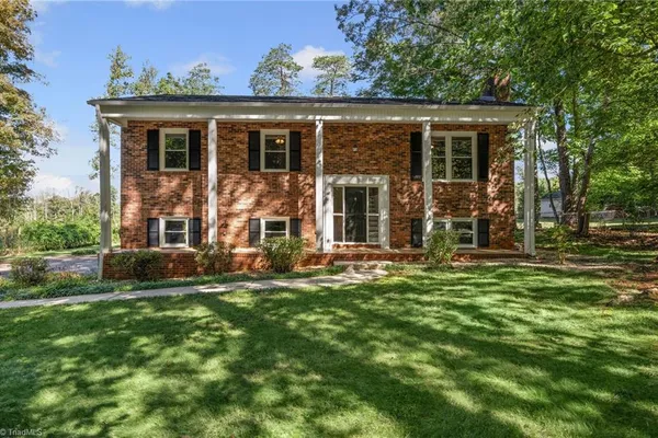 180 HICKORY TREE RD