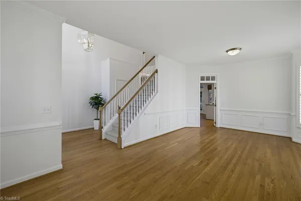 5517 CLYDEBANK RD