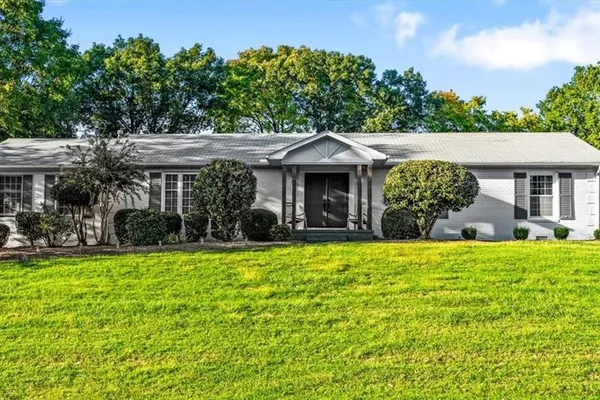 1222 WESTMINSTER DR