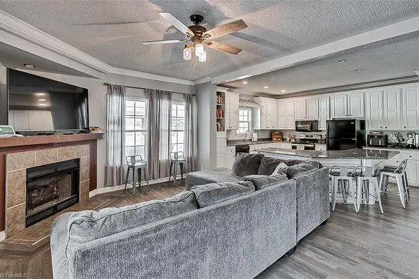 4561 SHELTON COUNTRY RD